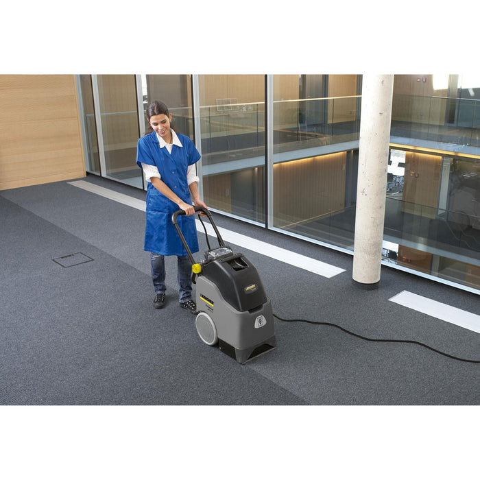 Karcher BRC 30/15 C Professional Upright Carpet Cleaner